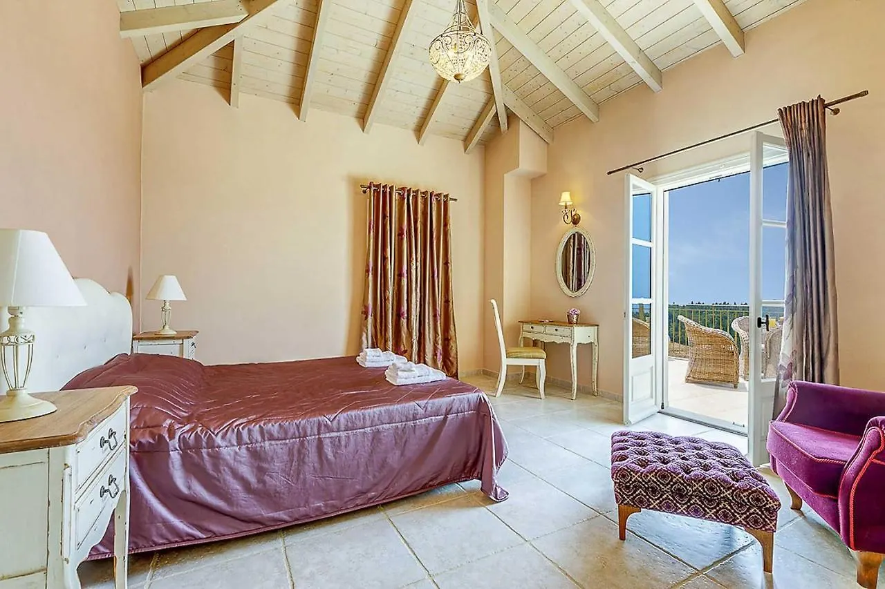 Villa Nikolas Antipata   Antipata (Erisos)